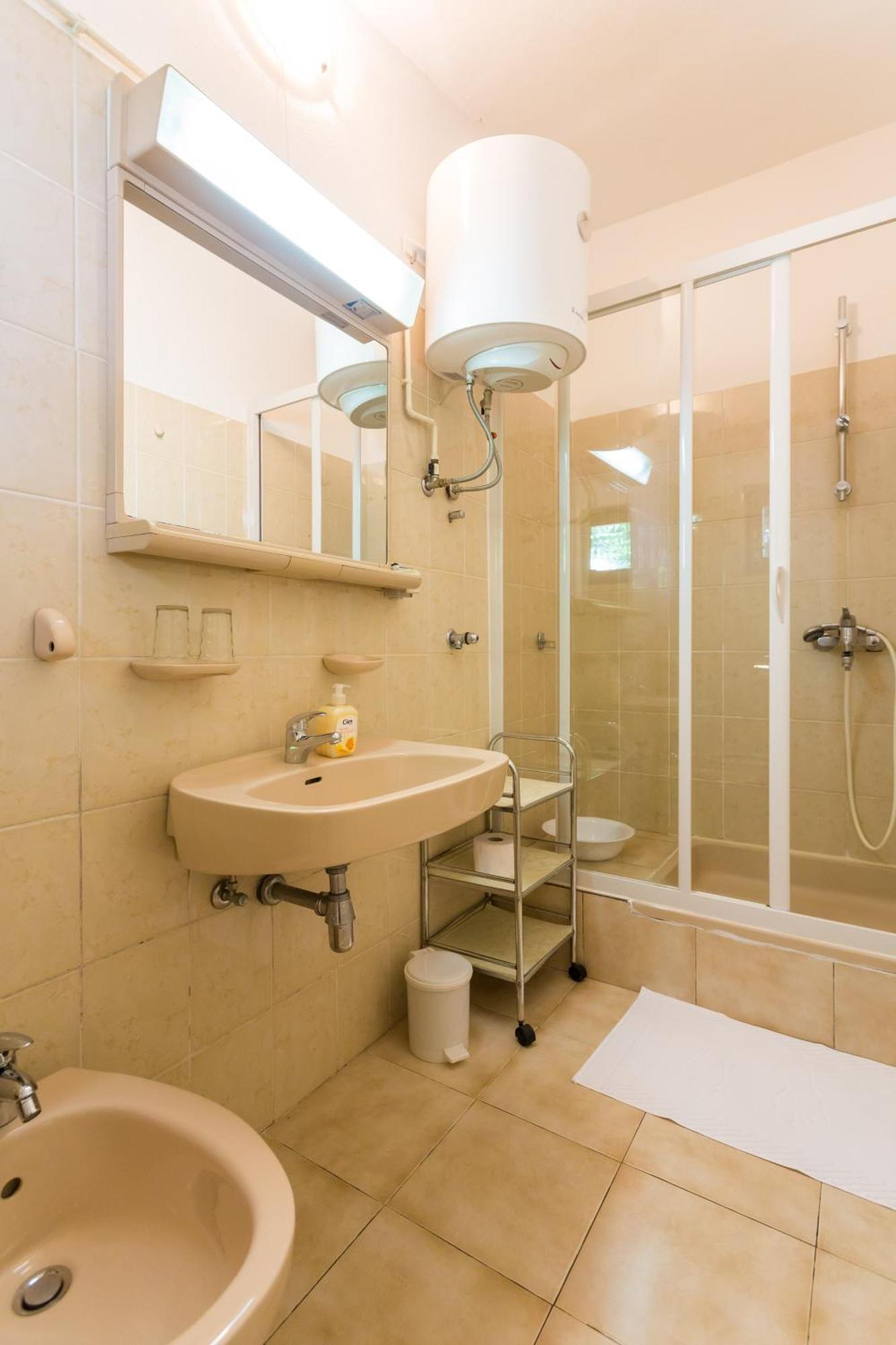 Apartments Afrodita دوبروفينك الغرفة الصورة