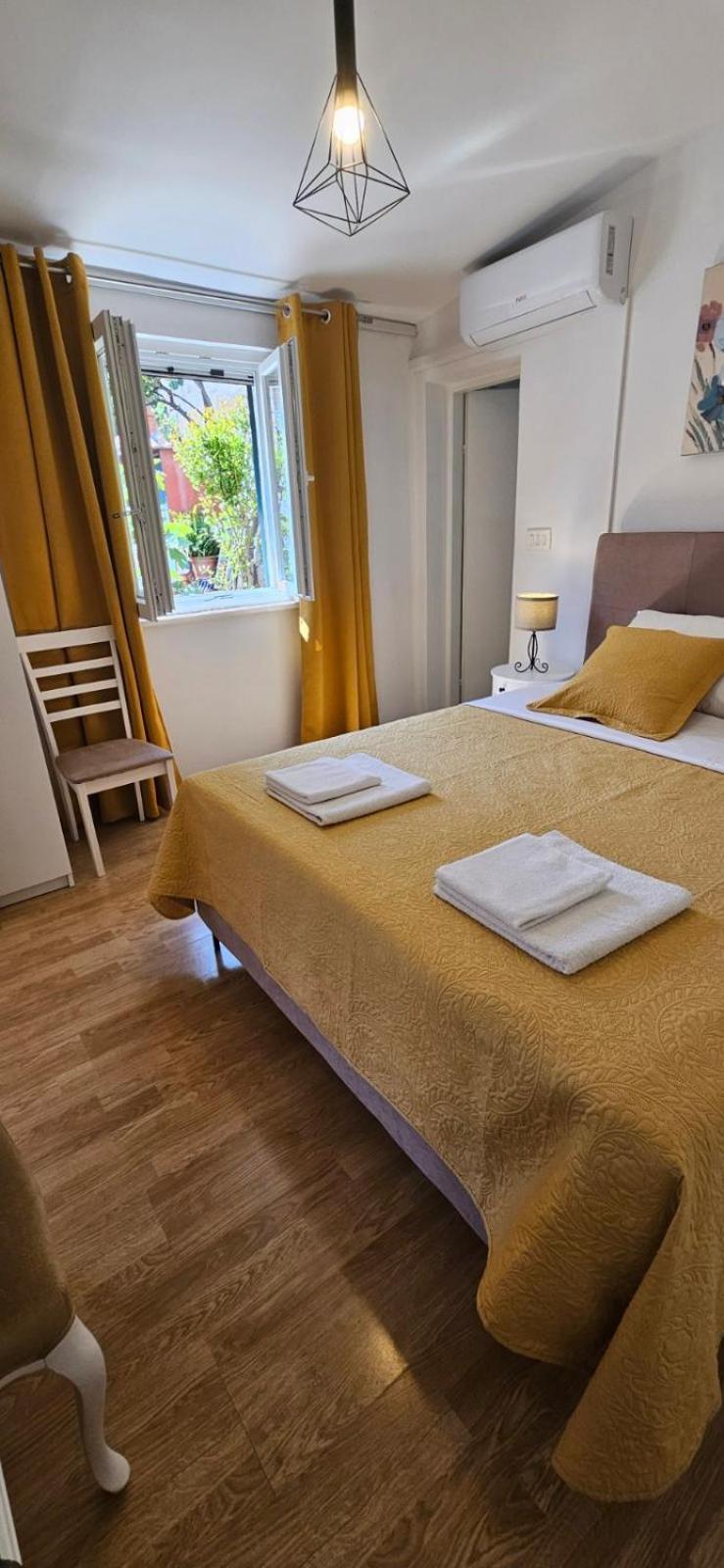 Apartments Afrodita دوبروفينك الغرفة الصورة