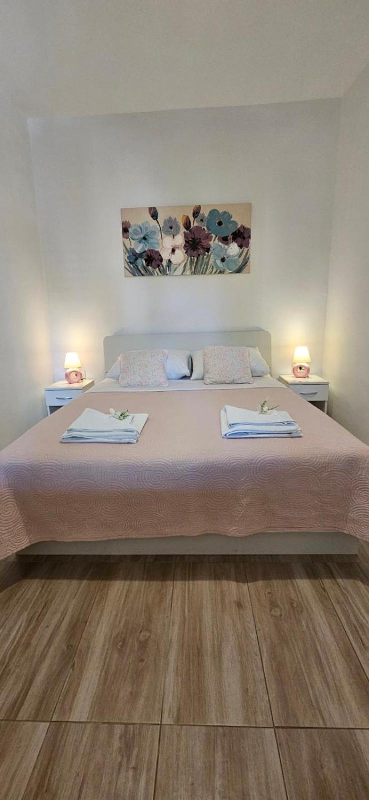 Apartments Afrodita دوبروفينك الغرفة الصورة