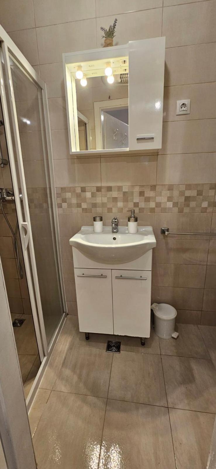 Apartments Afrodita دوبروفينك الغرفة الصورة